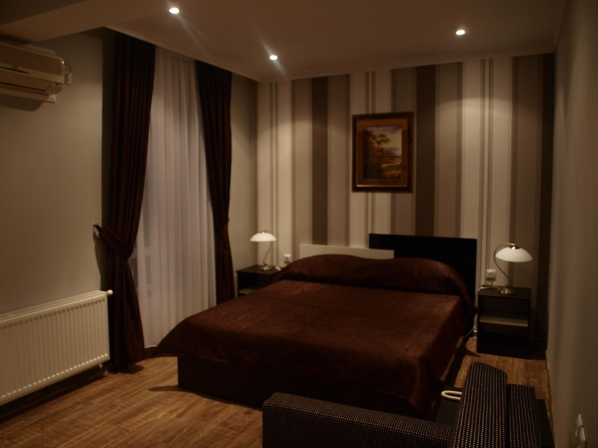Hotel Mimoza Razgrad Exterior photo