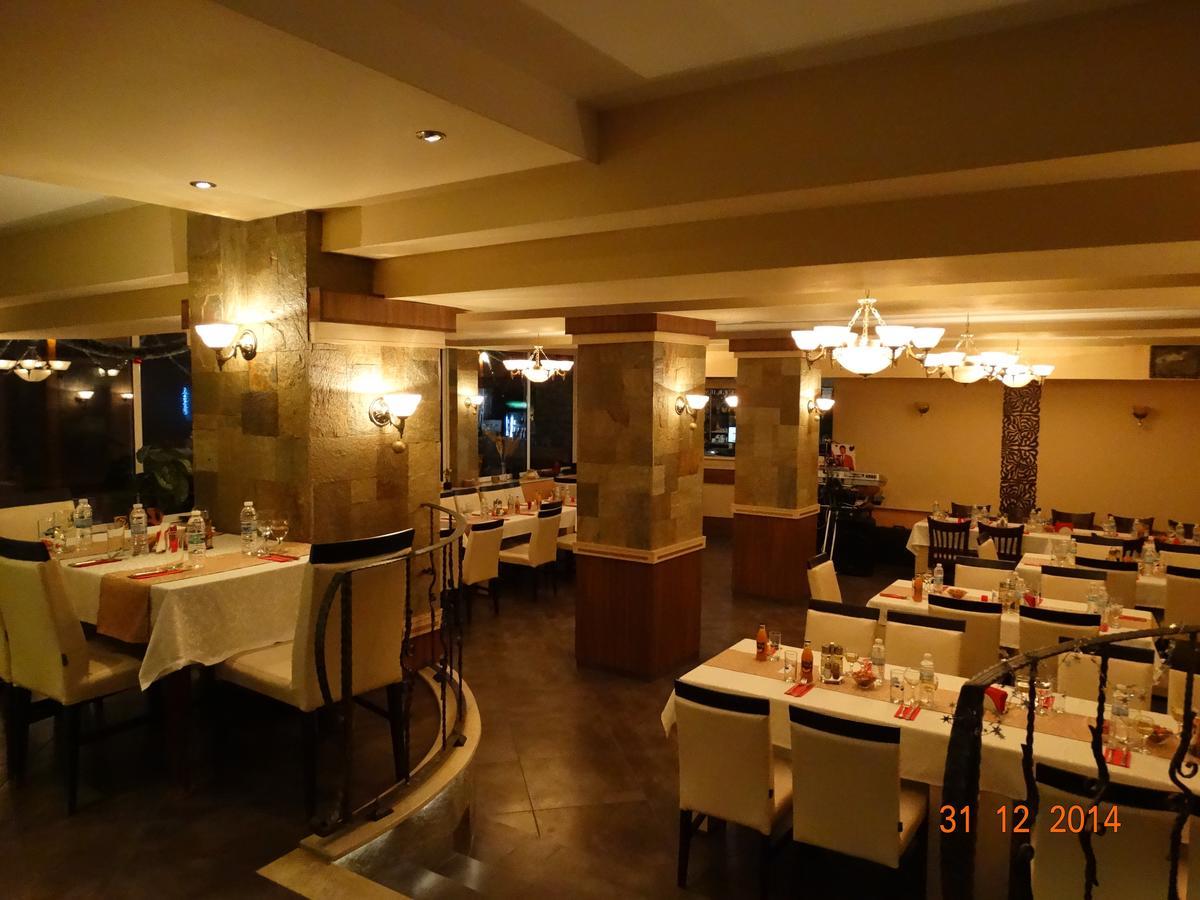 Hotel Mimoza Razgrad Exterior photo